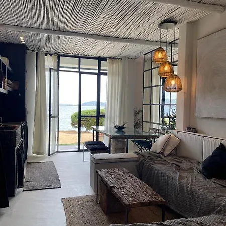 Beachfront Loft 1 Faro Apartment *