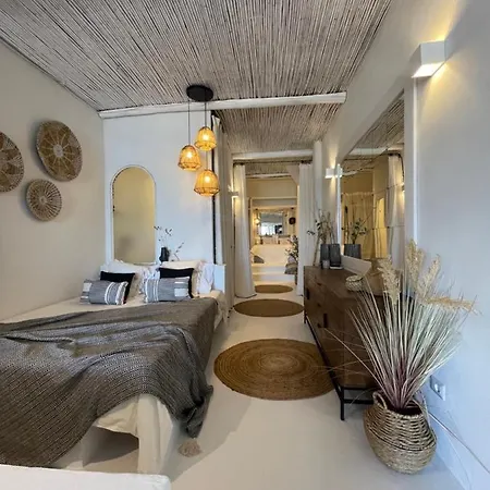 Beachfront Loft 1 Faro * Palau